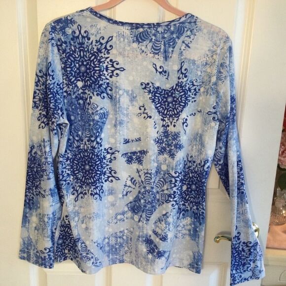 SALE. 2/$30.  NWOT. Erika L/S Knit Tee in Women’s Sz M - Picture 6 of 9